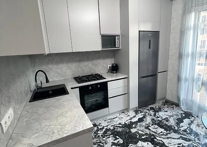 Via Roma, аркадия фонтан